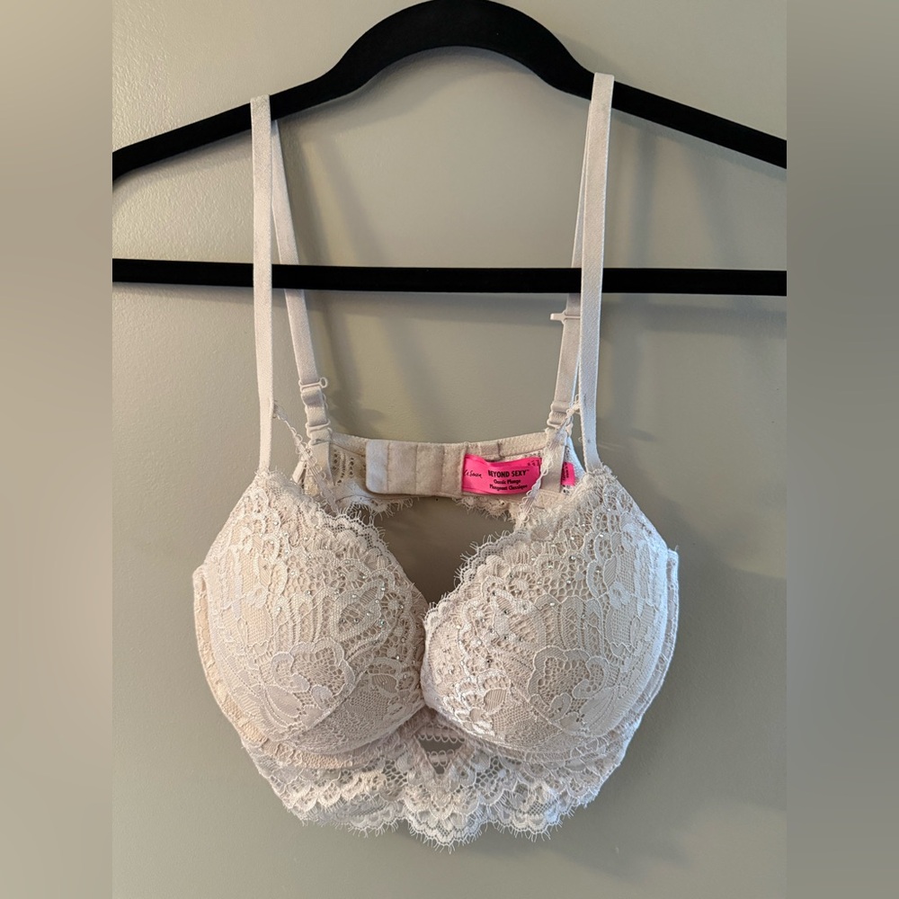 La Senza Beyond Sexy Plunge Bra - 34C - Like Victoria's Secret Bombshell Plunge